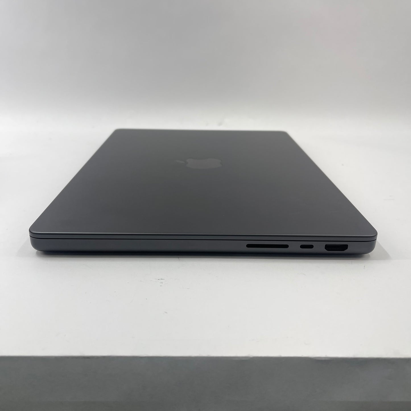 2024 Apple MacBook Pro 14" M4 10C GPU 4.5GHz 16GB RAM 512GB SSD A3112