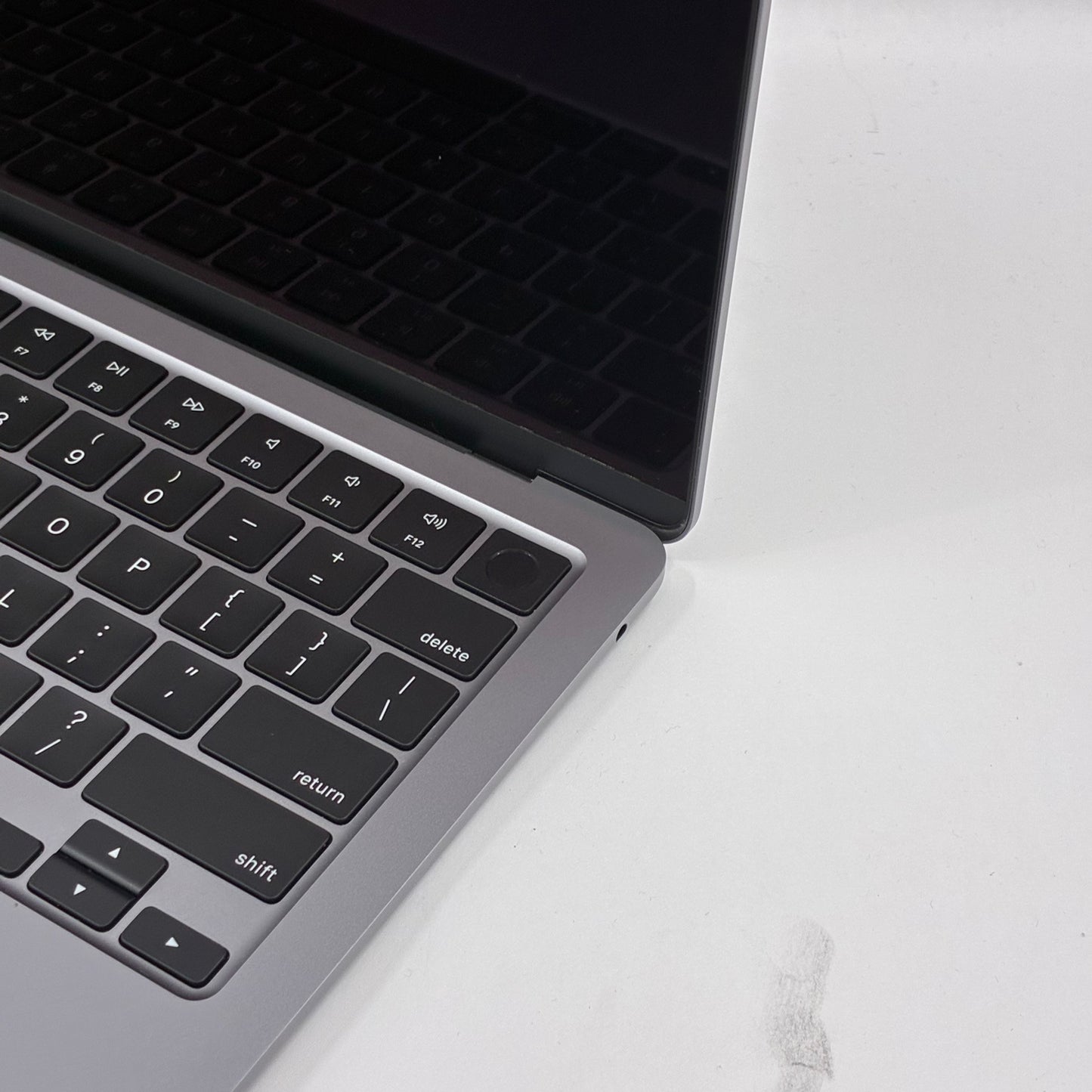 2022 Apple MacBook Air 13.6" M2 8C GPU 3.5GHz 8GB RAM 512GB SSD FLXX3LL/A