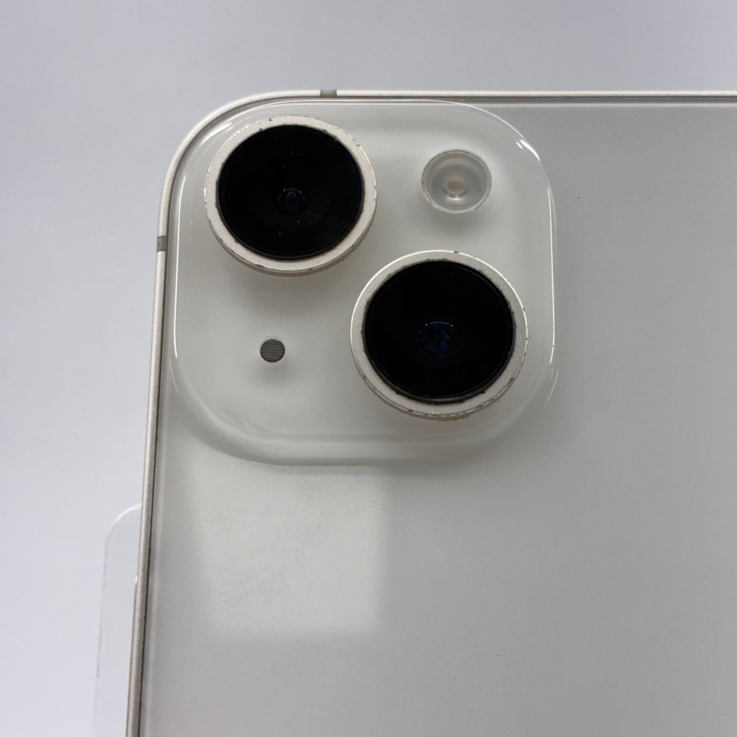 Factory Unlocked Apple iPhone 14 256GB Starlight MPW23LL/A