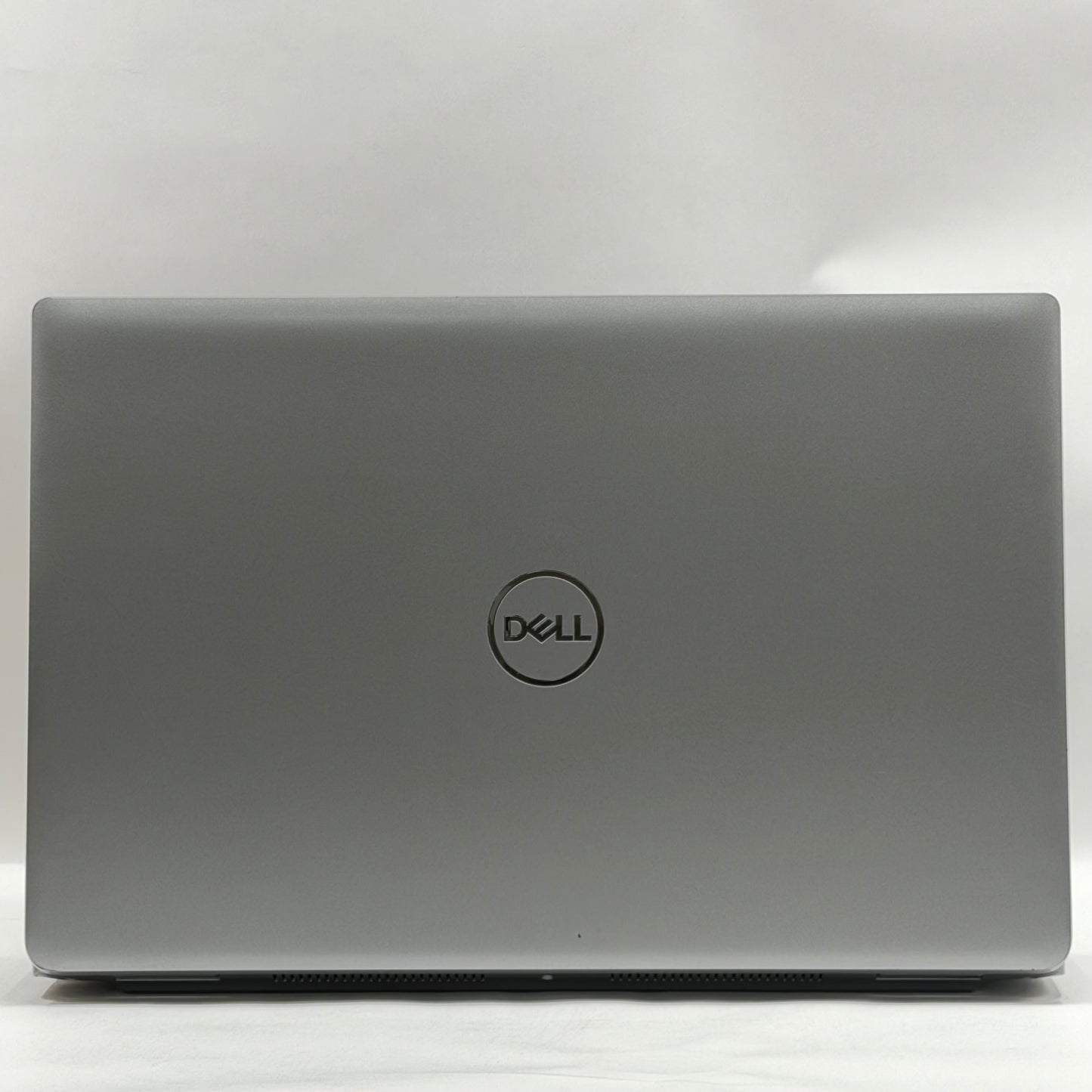 Dell Latitude 5540 15.6" i5-1345U 1.6GHz 16GB 256GB SSD intel Iris Xe Graphics
