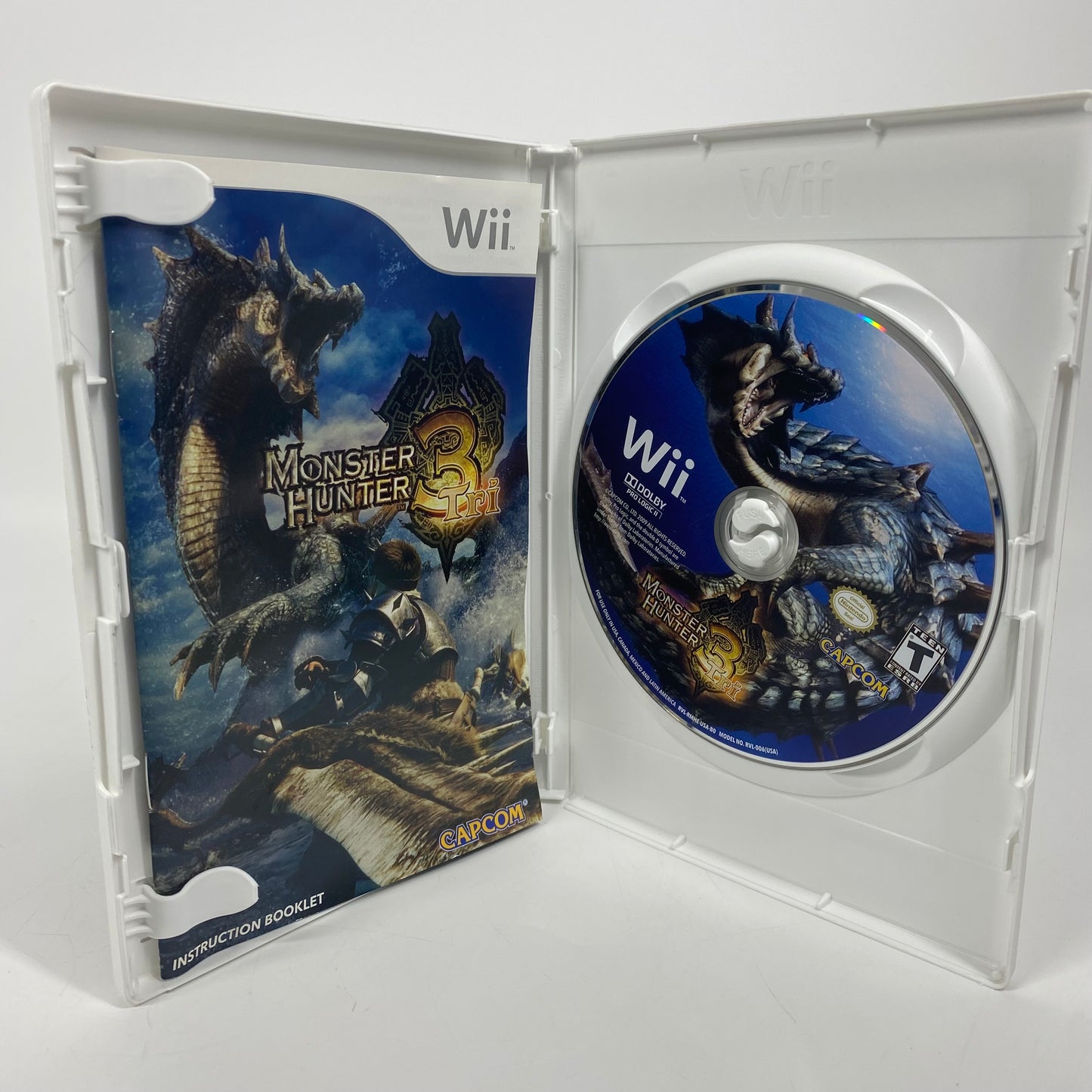 Monster Hunter 3 Tri (Nintendo Wii, 2010)