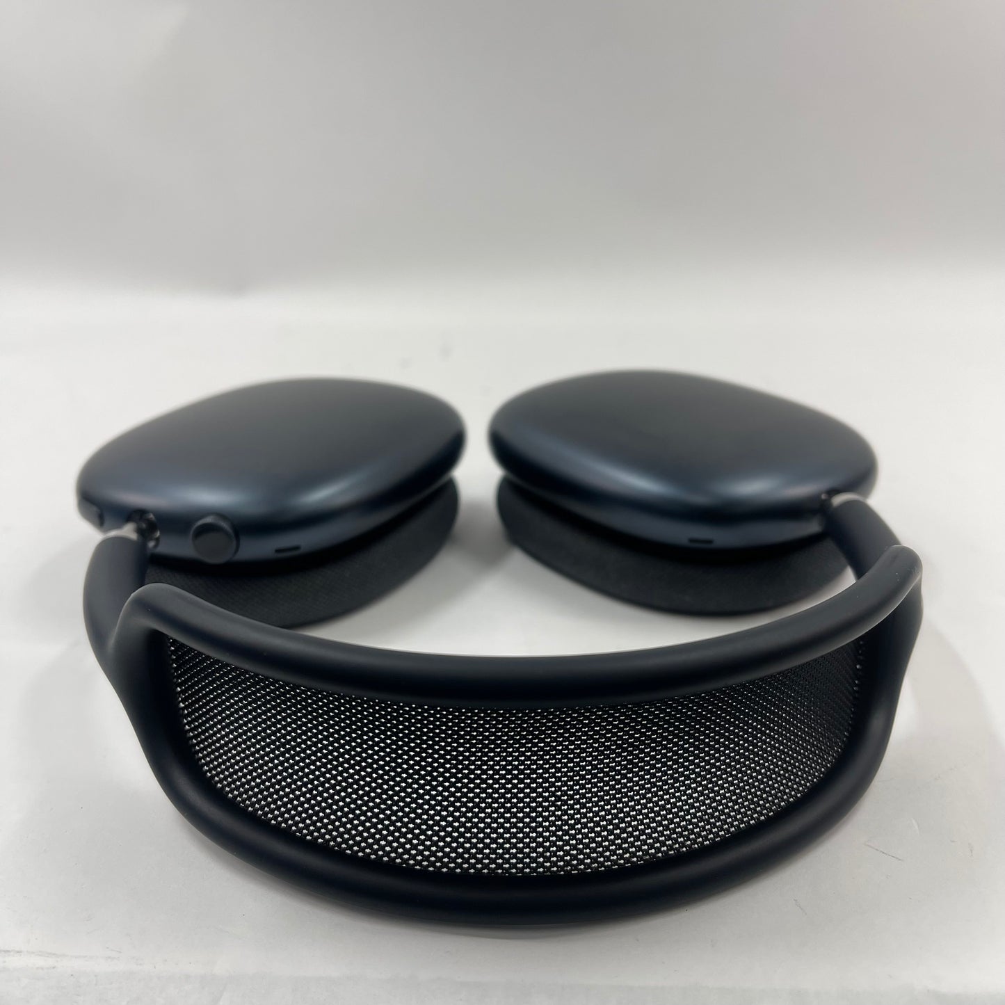 Apple AirPods Max USB-C Wireless Over-Ear Headphones Midnight MWW63AM/A