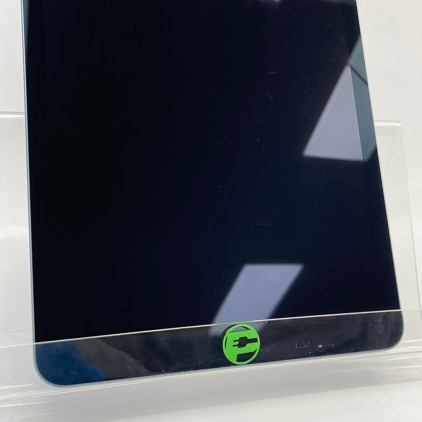 WiFi Only Apple iPad Air 4th Gen 64GB Sky Blue MYFQ2LL/A