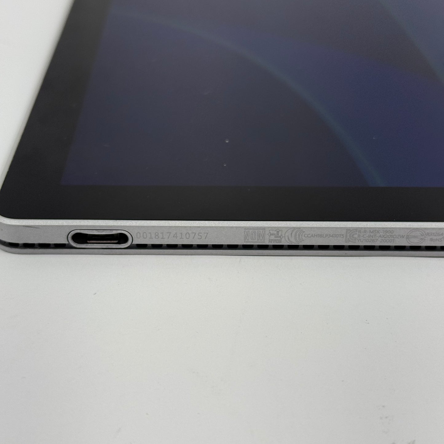 Microsoft Surface Book 3 13.5" i7-1065G7 16GB RAM 256GB SSD GeForce GTX 1650