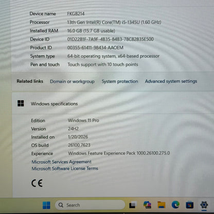 Dell Latitude 5540 15.6" i5-1345U 1.6GHz 16GB 256GB SSD intel Iris Xe Graphics