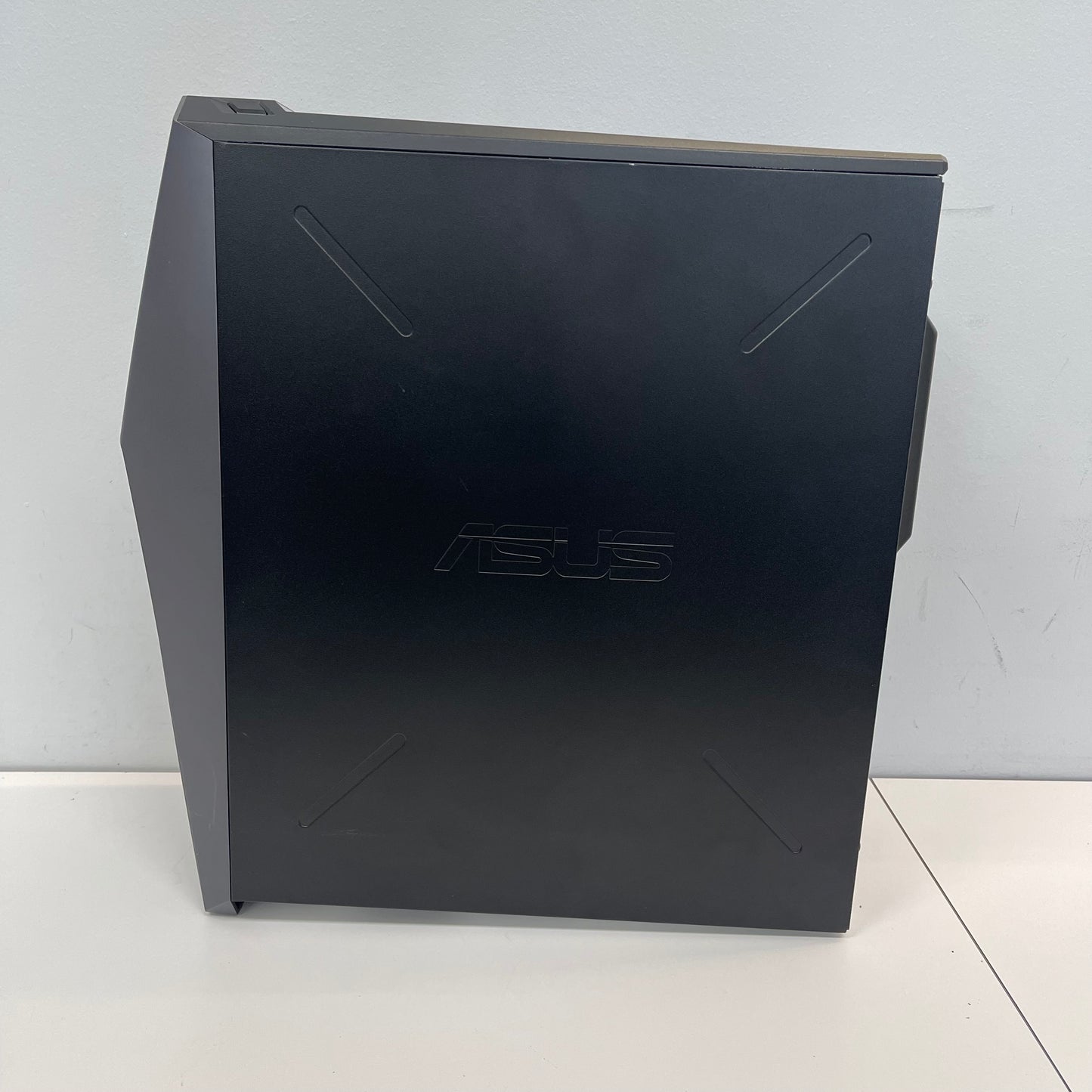 ASUS ROG G10CE i7-11700F 2.50GHz 16GB RAM 1TB HDD 512GB SSD GeForce RTX 3060