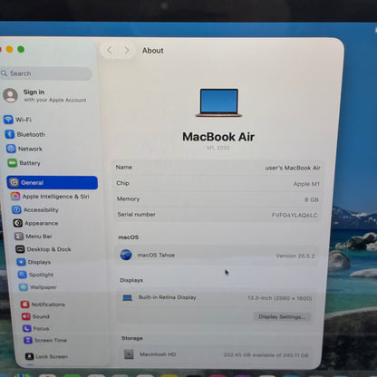 2020 Apple MacBook Air 13.3" M1 7C GPU 3.2GHz 8GB RAM 256GB SSD A2337