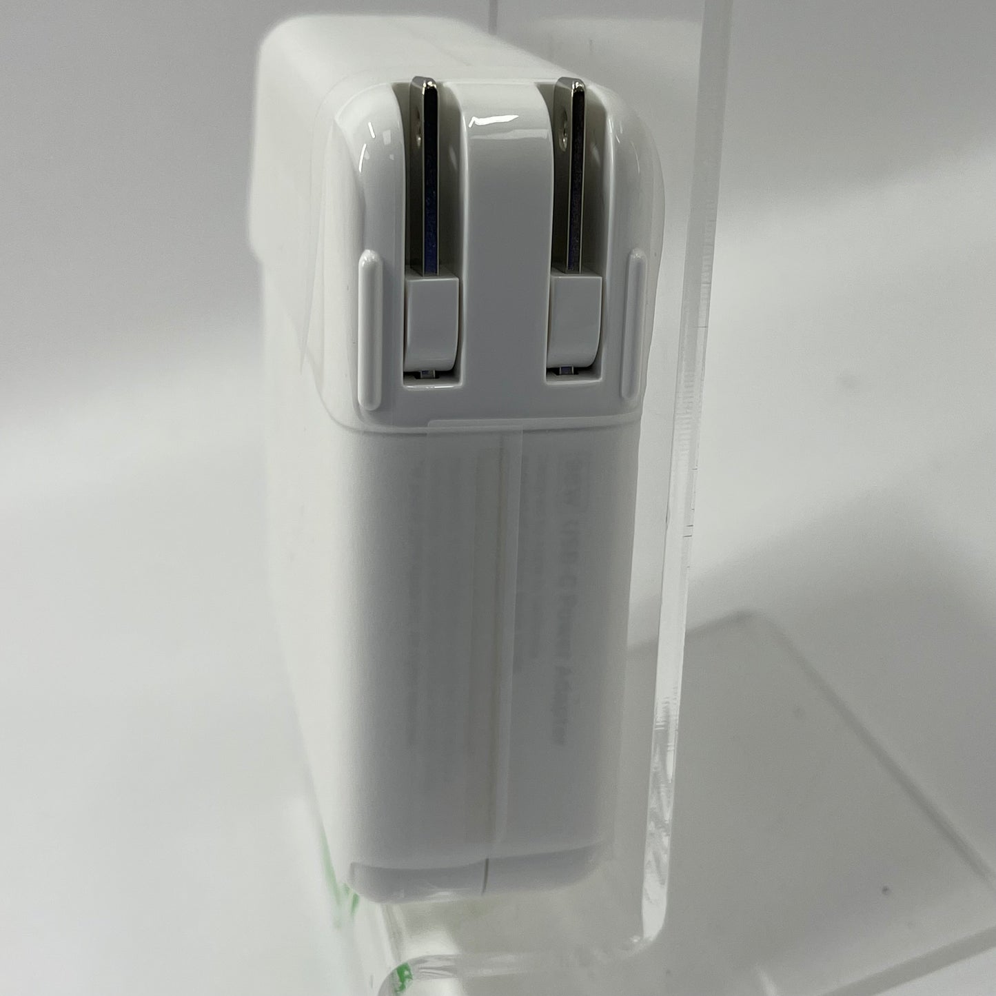 New Apple 96W USB-C Port Power Adapter White A2166