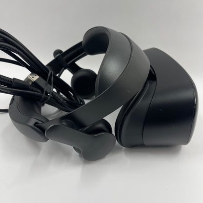 Samsung HMD Odyssey Windows Mixed Reality PC VR Headset XE800ZAA