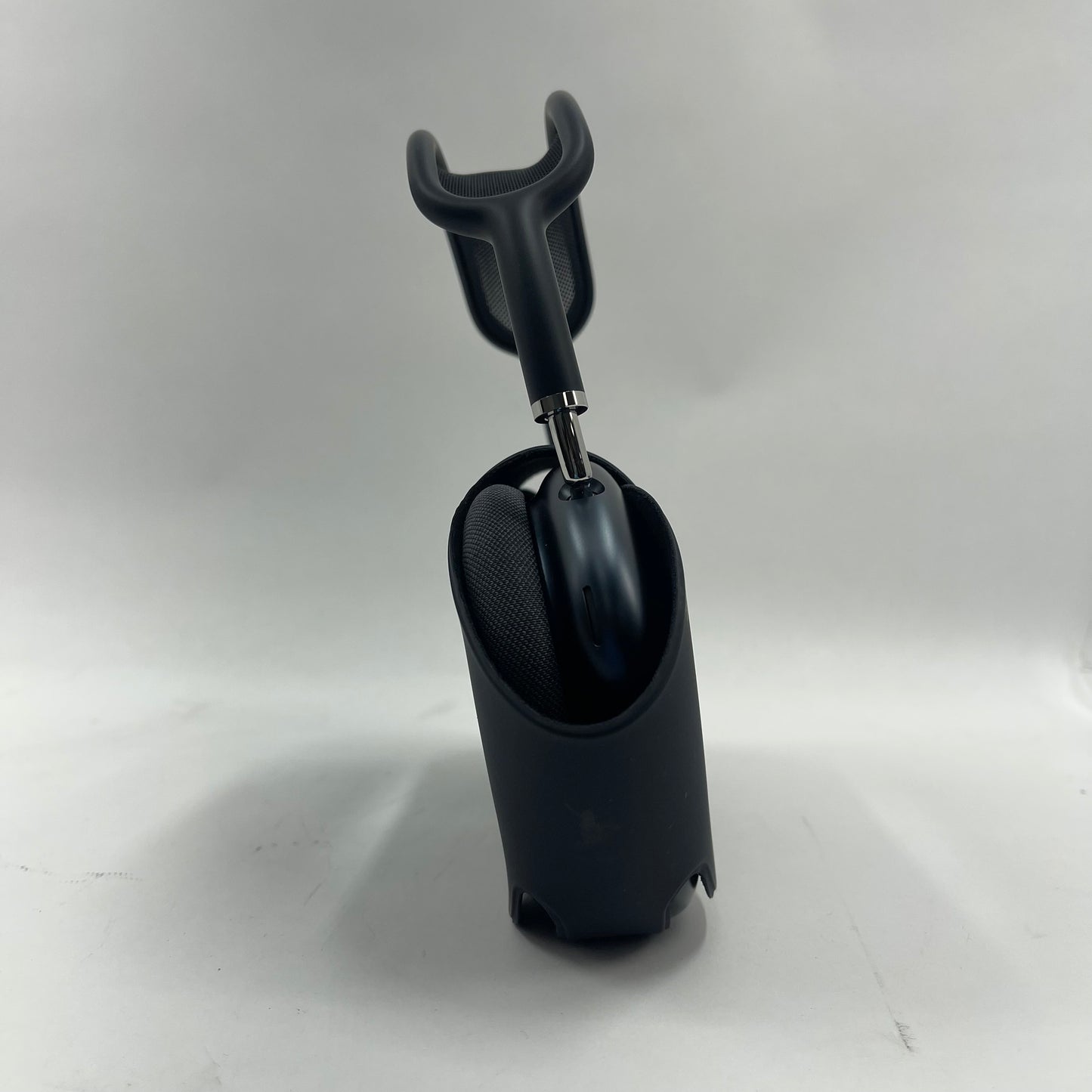 Apple AirPods Max USB-C Wireless Over-Ear Headphones Space Gray MGYH3AM/A