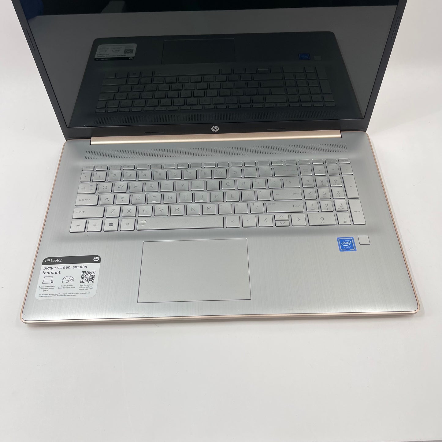 HP Laptop 17-CN0045NR 17.3" Celeron N4120 1.1GHz 4GB RAM 256GB SSD