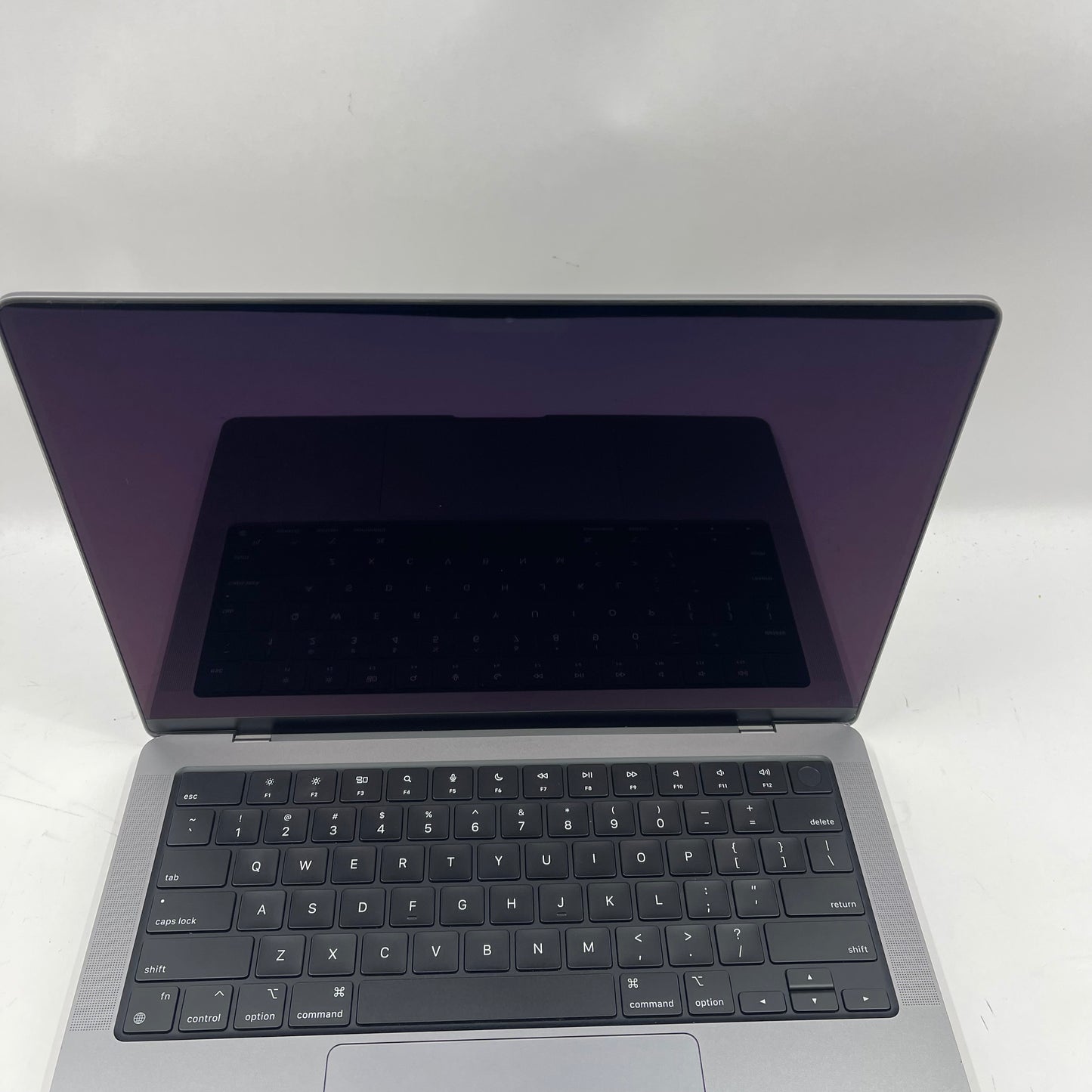 2023 Apple MacBook Pro 12" M3 10C GPU 4.0GHz 16GB RAM 256GB SSD MXE03LL/A