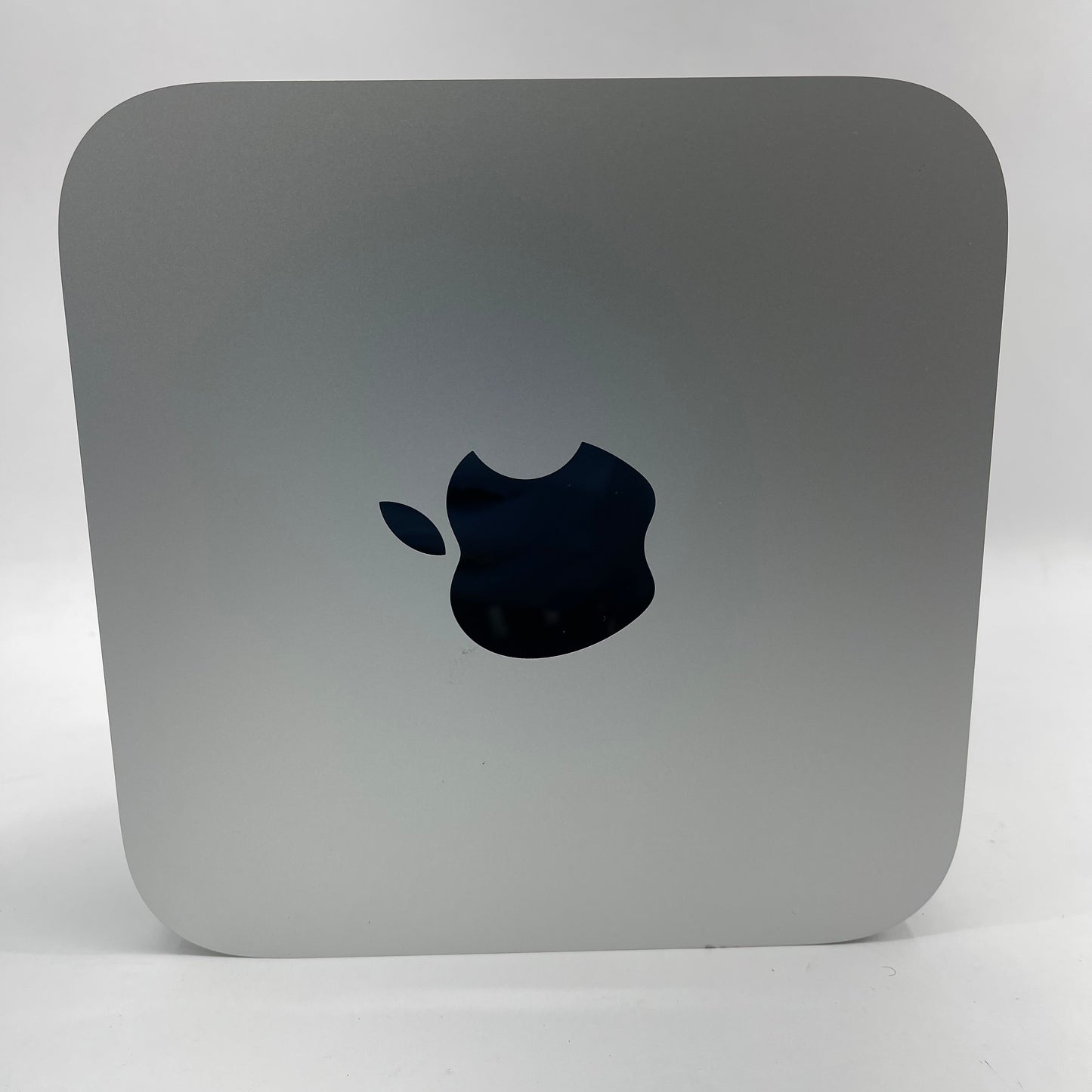 2022 Apple Mac Studio M1 Max 3.2GHz 32GB RAM 512GB SSD Silver A2615