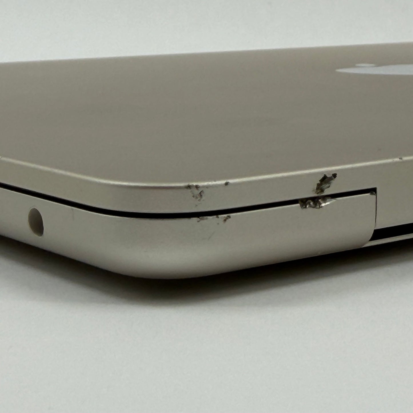 2025 Apple MacBook Air 13" M4 8C GPU 4.5GHz 16GB RAM 256GB SSD A3240