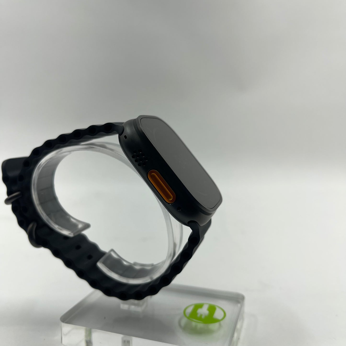 Unlocked Apple Watch Ultra 3 49MM Black Titanium Black Ocean Band MF0J4LW/A