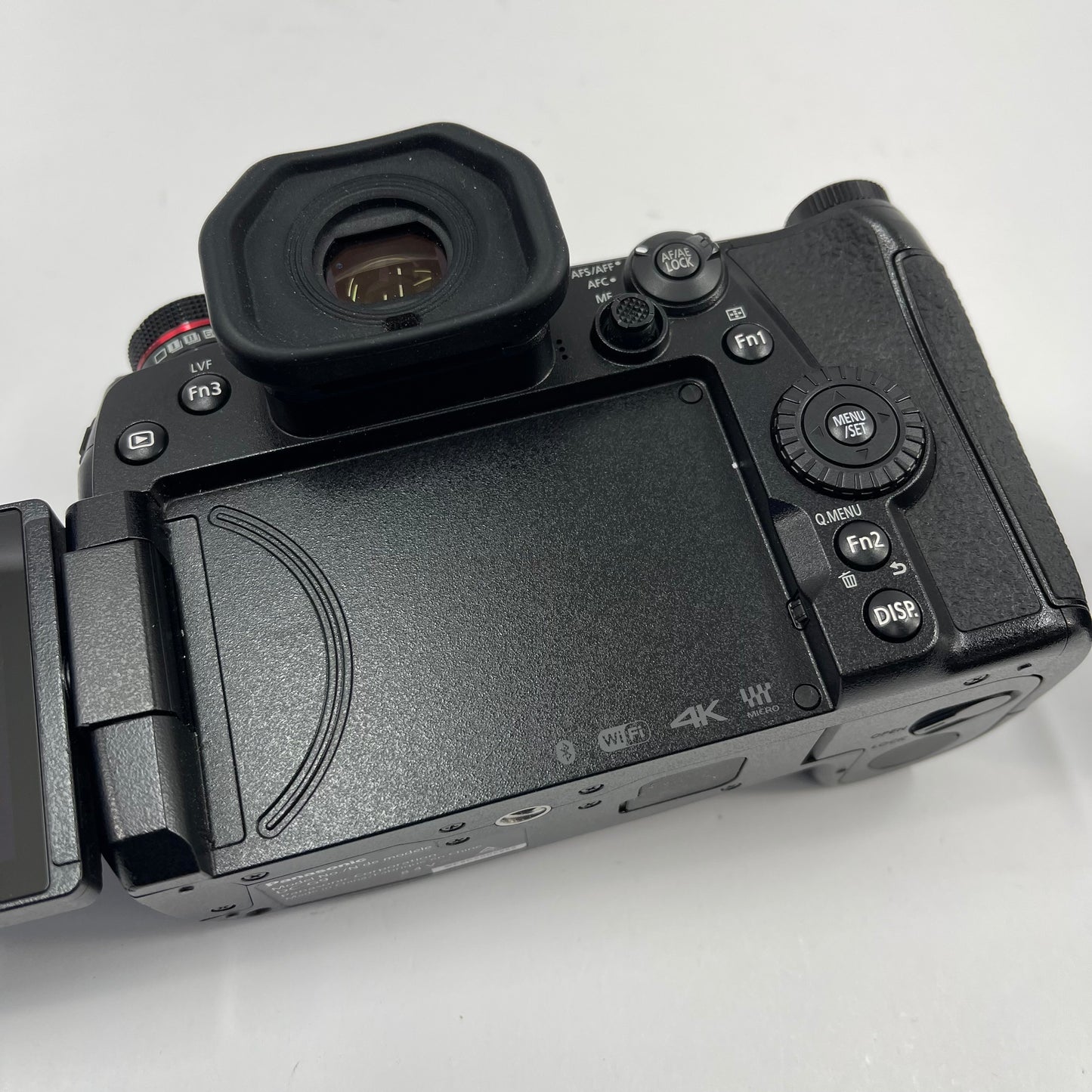 Panasonic Lumix G9 20.3MP Mirrorless Camera Leica DG 12-60mm f/2.8-4.0 Lens