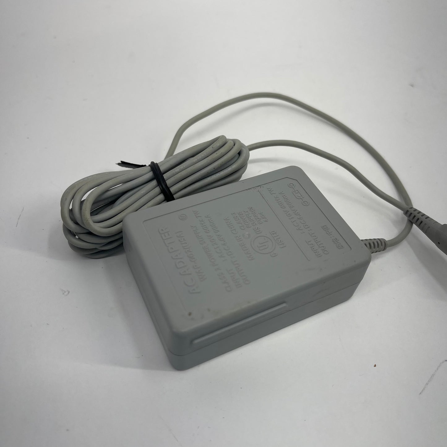 Nintendo DSi Handheld Game Console TWL-001 Pink