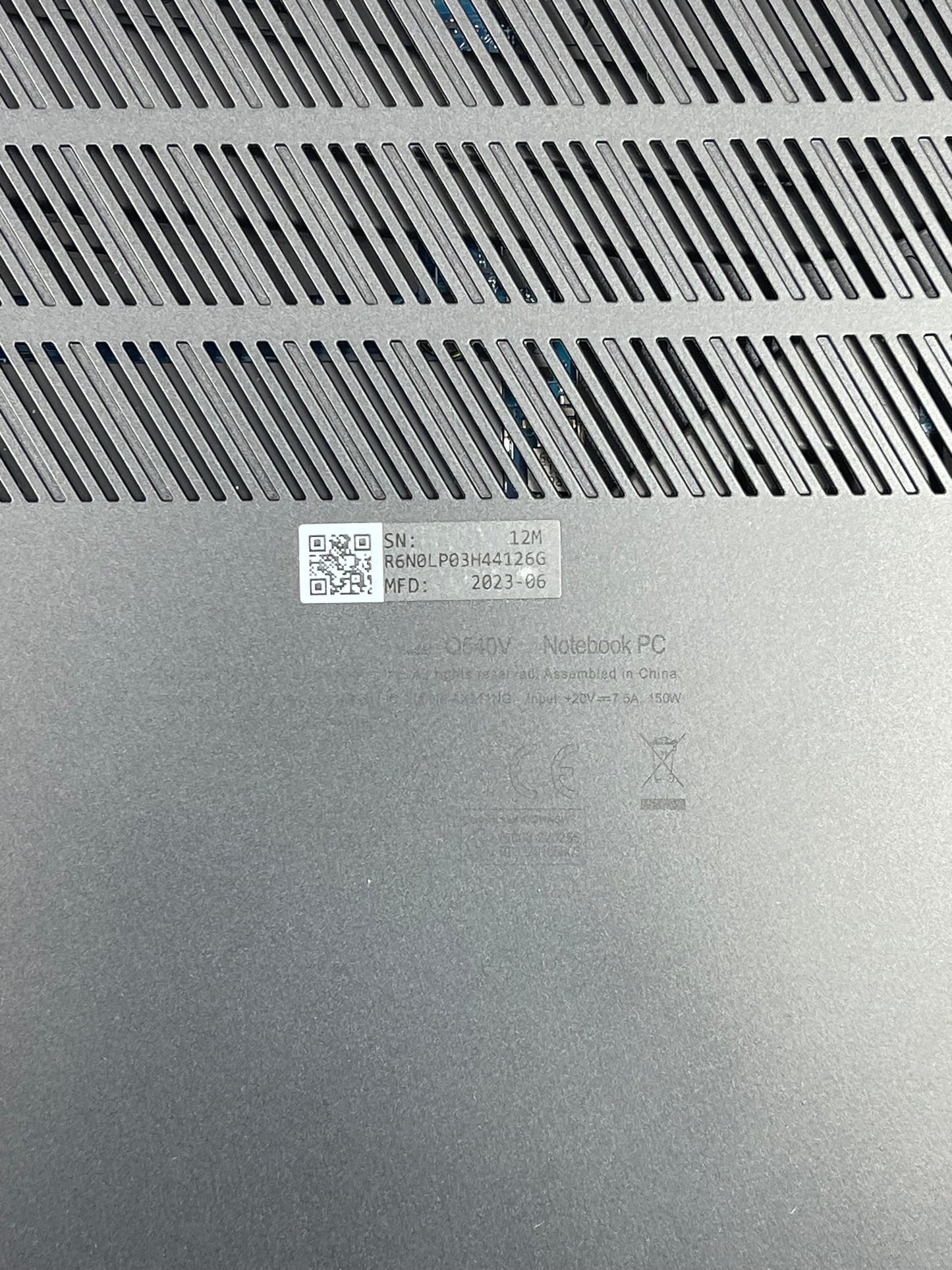 Asus Creator Laptop Q OLED Q540V 15.6" i9-13900H 16GB RAM 1TB SSD RTX 3050