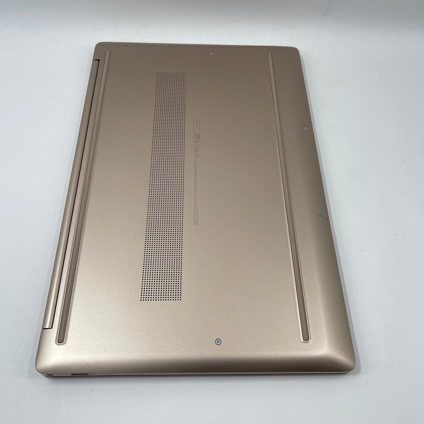 HP Laptop 17-CN0045NR 17.3" Celeron N4120 1.1GHz 4GB RAM 256GB SSD