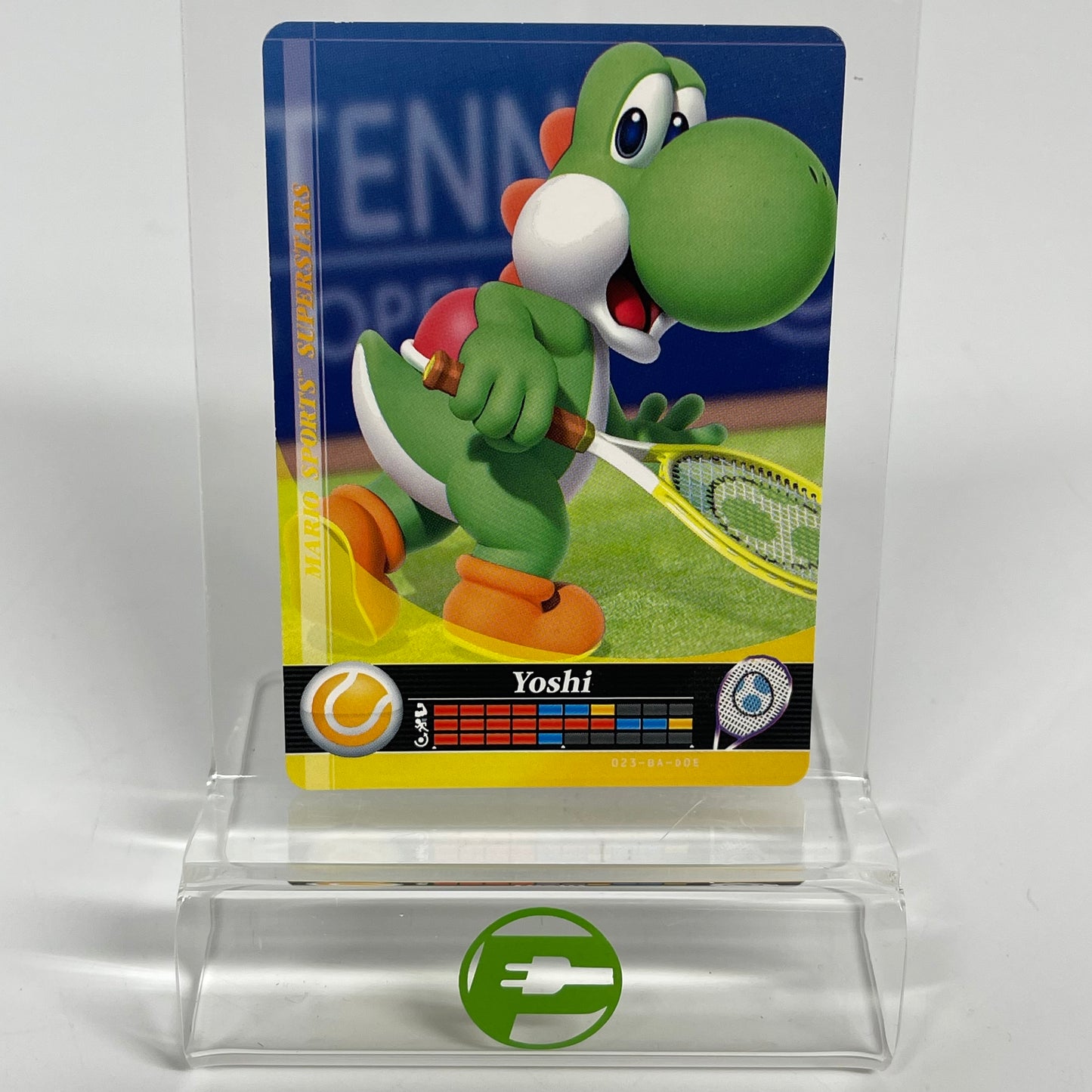 Mario Sports Superstars (Nintendo 3DS, 2017) With Yoshi Amiibo Card