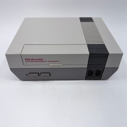 Nintendo Entertainment System NES Video Game Console NES-001 Gray