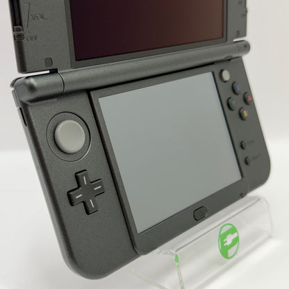 New Nintendo 3DS XL Handheld Game Console RED-001 Black