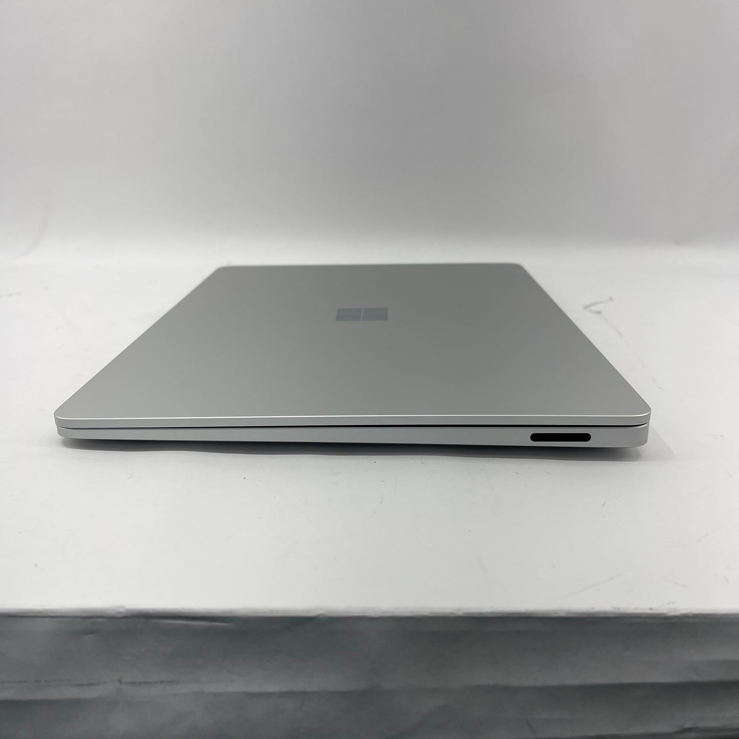 Microsoft Surface Laptop 7 2036 13.8" Snapdragon X Elite 16GB RAM 512GB SSD
