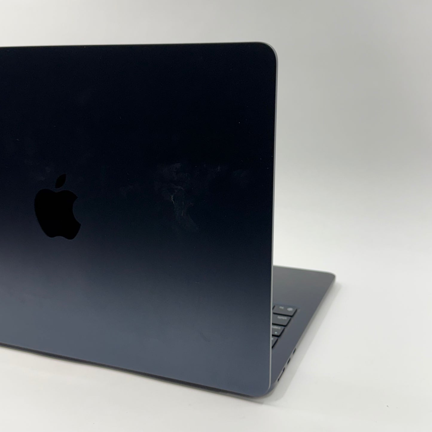 2025 Apple MacBook Air 13.6" M4 8C GPU 4.5GHz 16GB RAM 256GB SSD A3240