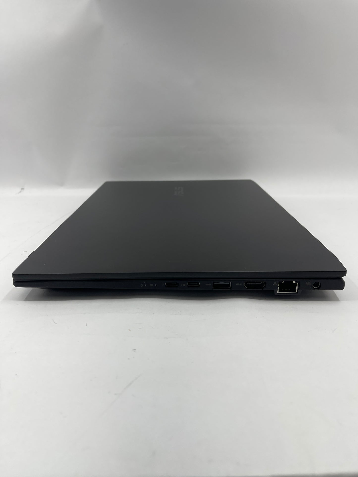 Asus Creator Laptop Q OLED Q540V 15.6" i9-13900H 16GB RAM 1TB SSD RTX 3050