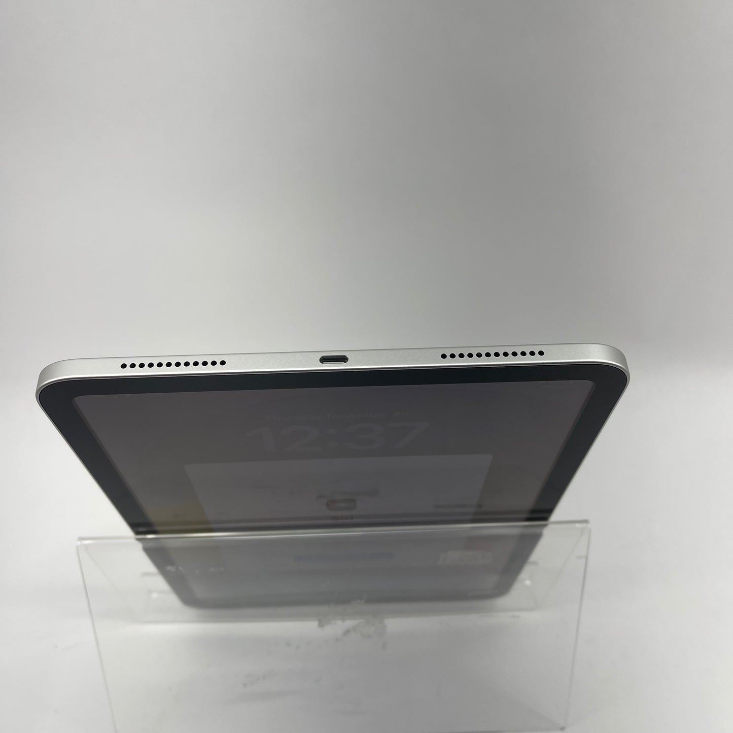 WiFi Only Apple iPad 11" (A16) 128GB Silver MD3Y4LL/A