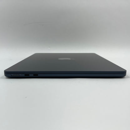 2024 Apple MacBook Air 13.6" M3 8C GPU 4.0GHz 16GB RAM 256GB SSD A3113