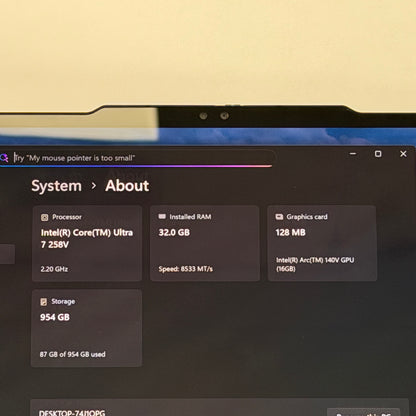Lenovo Yoga 9i 2-in-1 14ILL10 14" Core Ultra 7 258V 2.2GHz 32GB RAM 1TB SSD
