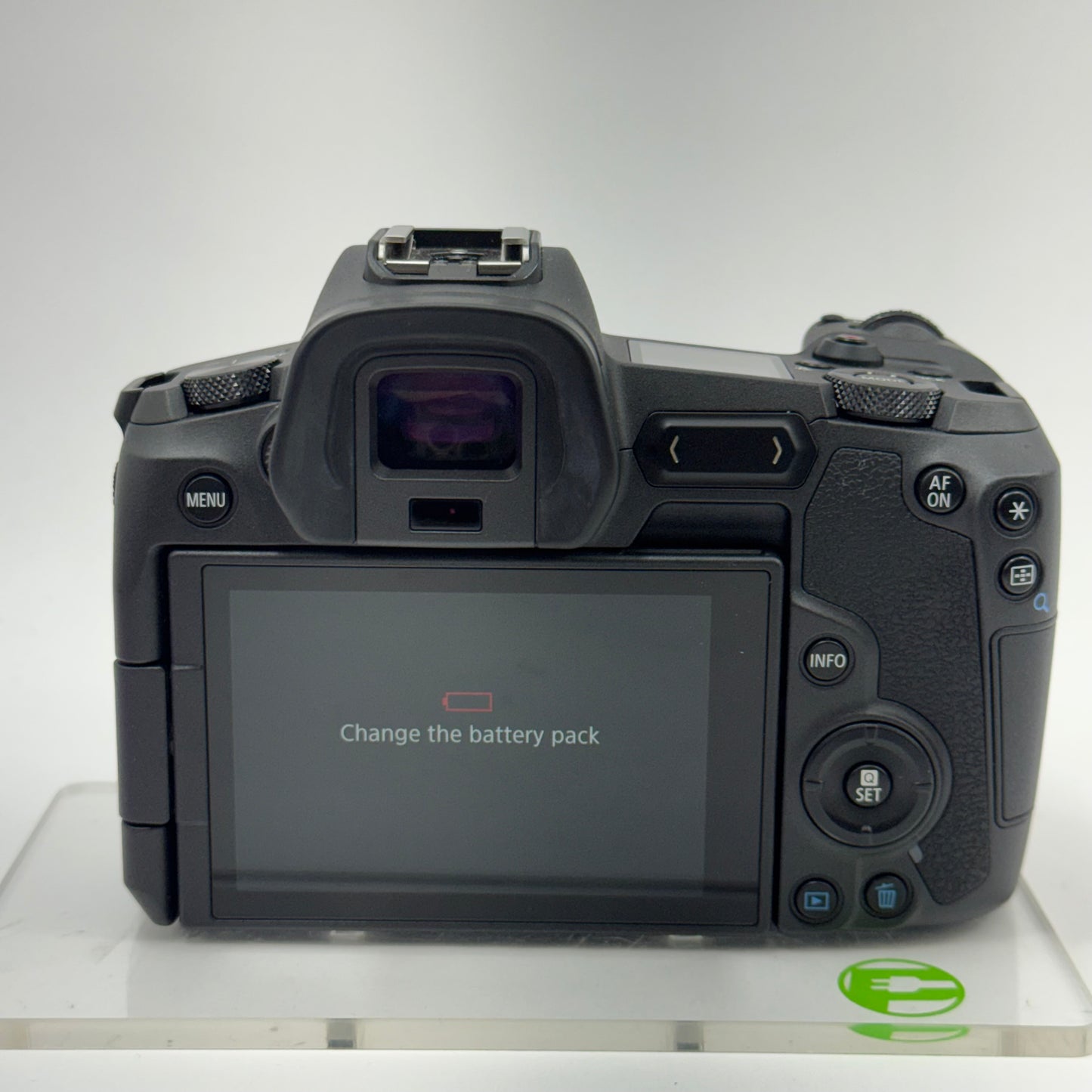 Canon EOS R 30.3MP Full Frame Mirrorless Digital Camera With RF 24-105mm Lens