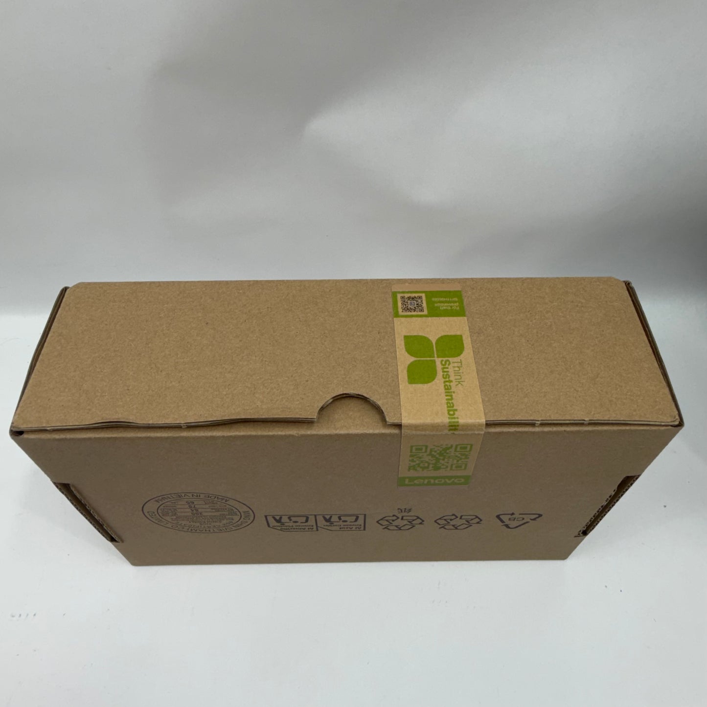 New Lenovo ThinkPad Universal Thunderbolt 4 Dock Station DK2131