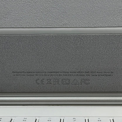 Apple Magic Keyboard for iPad 11" Keyboard Folio Case White A2261