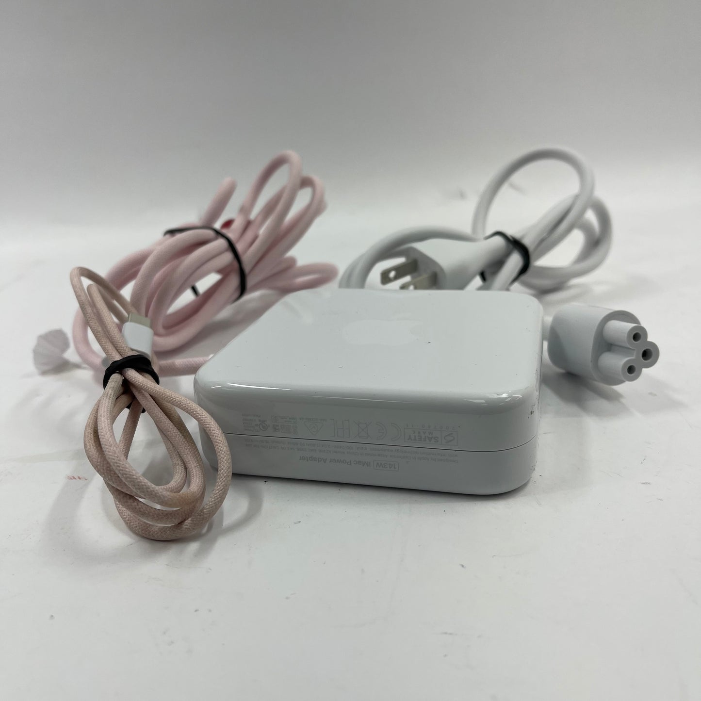 2024 Apple iMac 24" M4 4.5GHz 16GB RAM 256GB SSD Pink MWUG3LL/A