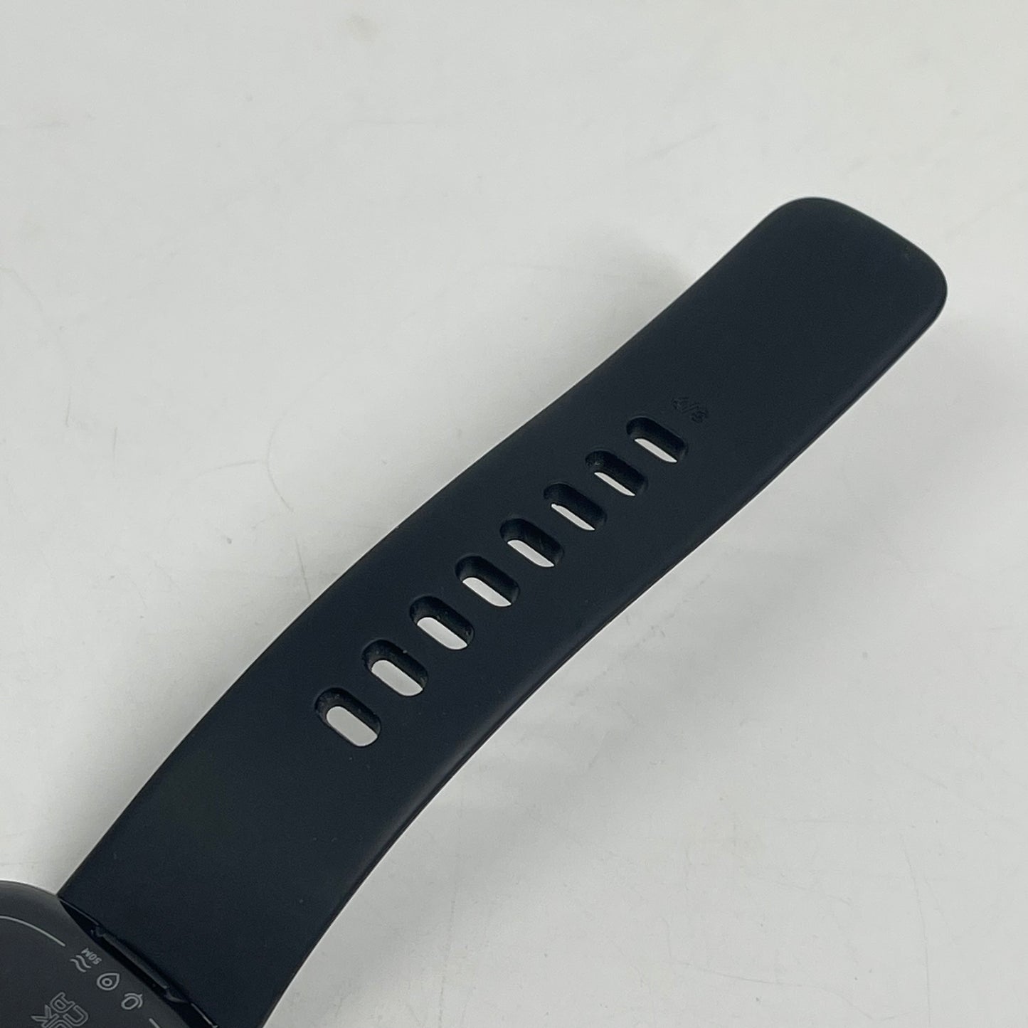 Fitbit Versa 4 Activity Tracker FB523