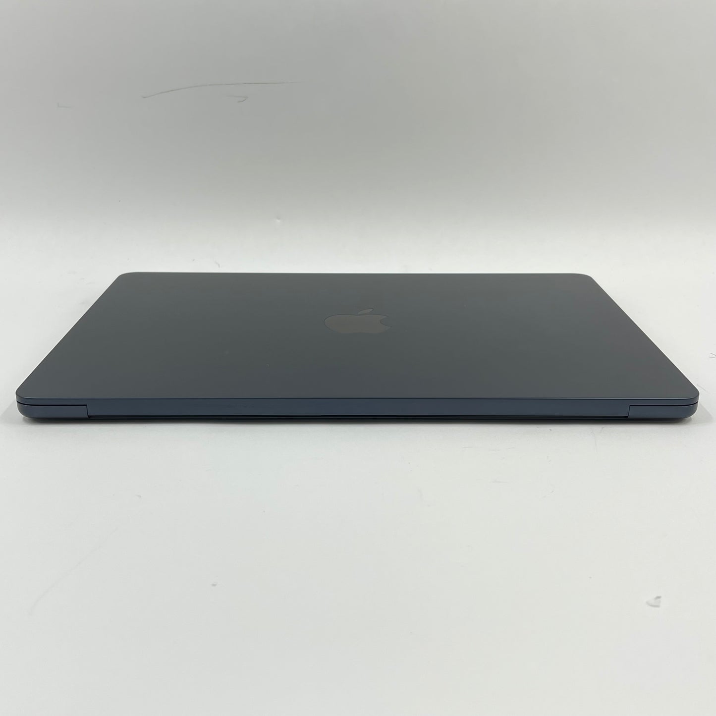 2024 Apple MacBook Air 13.6" M3 8C GPU 4.0GHz 16GB RAM 256GB SSD A3113