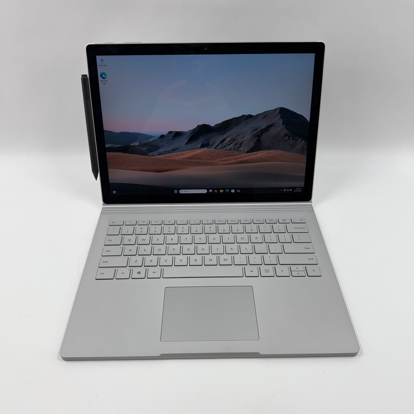 Microsoft Surface Book 3 13.5" i7-1065G7 16GB RAM 256GB SSD GeForce GTX 1650