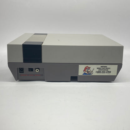Nintendo Entertainment System NES Video Game Console NES-001 Gray