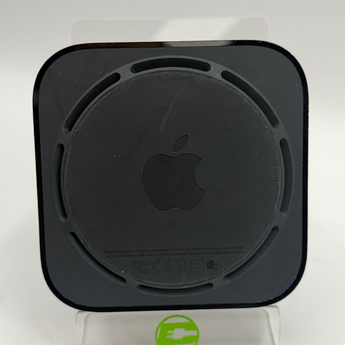 Apple TV 4K 1st Gen 32GB Digital HD Media Streamer MQD22LL/A WiFi + Ethernet Unit Only