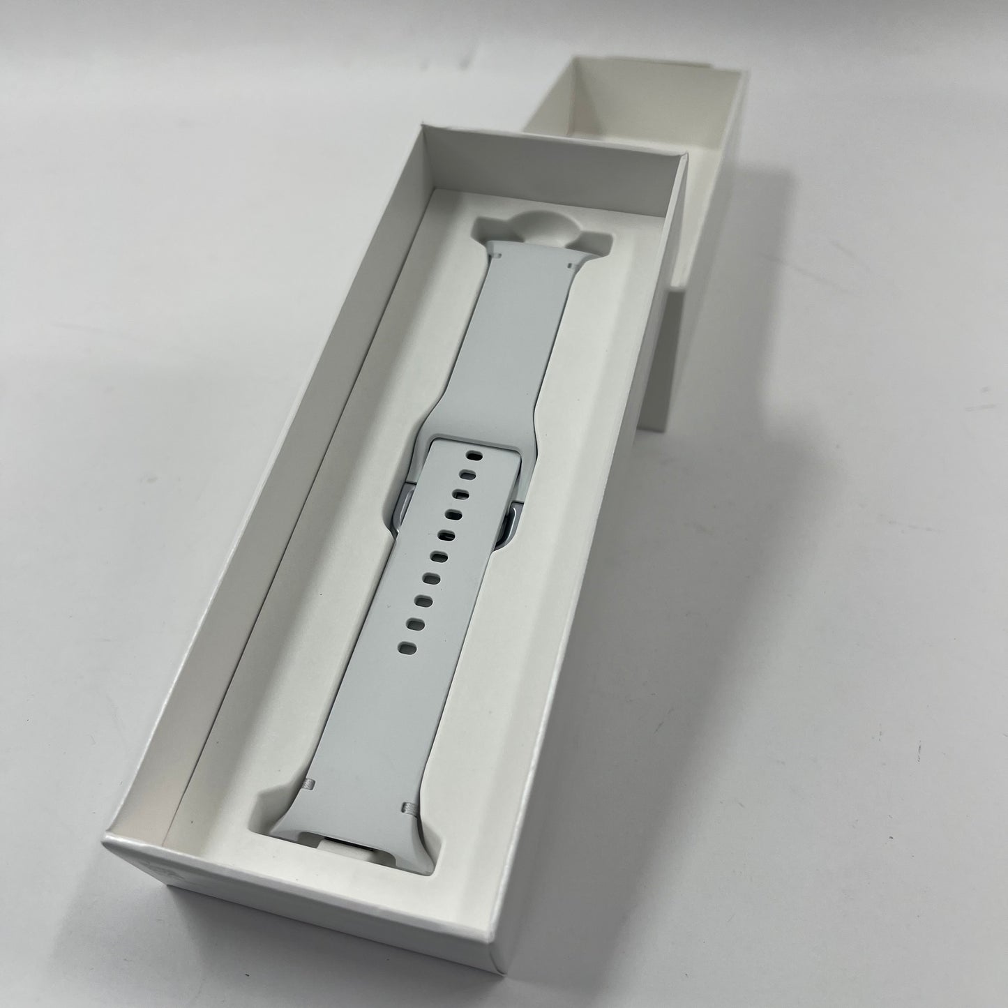New WiFi Only Samsung Galaxy Watch8 Aluminum Smartwatch SM-L320