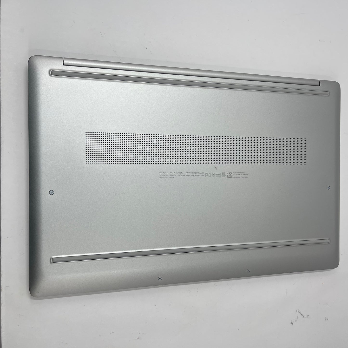 HP Laptop 17-CP2196NR 17.3" Ryzen 3 7320U 2.4GHz 8GB RAM 500GB SSD