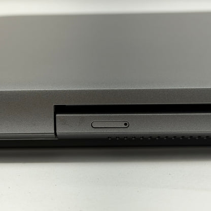 Dell Latitude 5540 15.6" i5-1345U 1.6GHz 16GB 256GB SSD intel Iris Xe Graphics