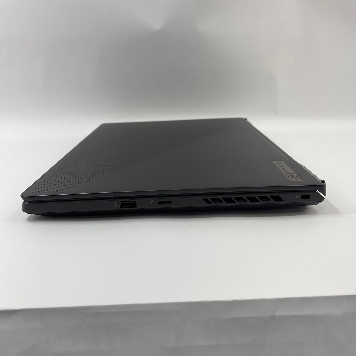 Asus ROG Zephyrus G15 GA503Q Ryzen 9 5900HS 3.3GHz 16GB 1TB GeForce RTX 3070