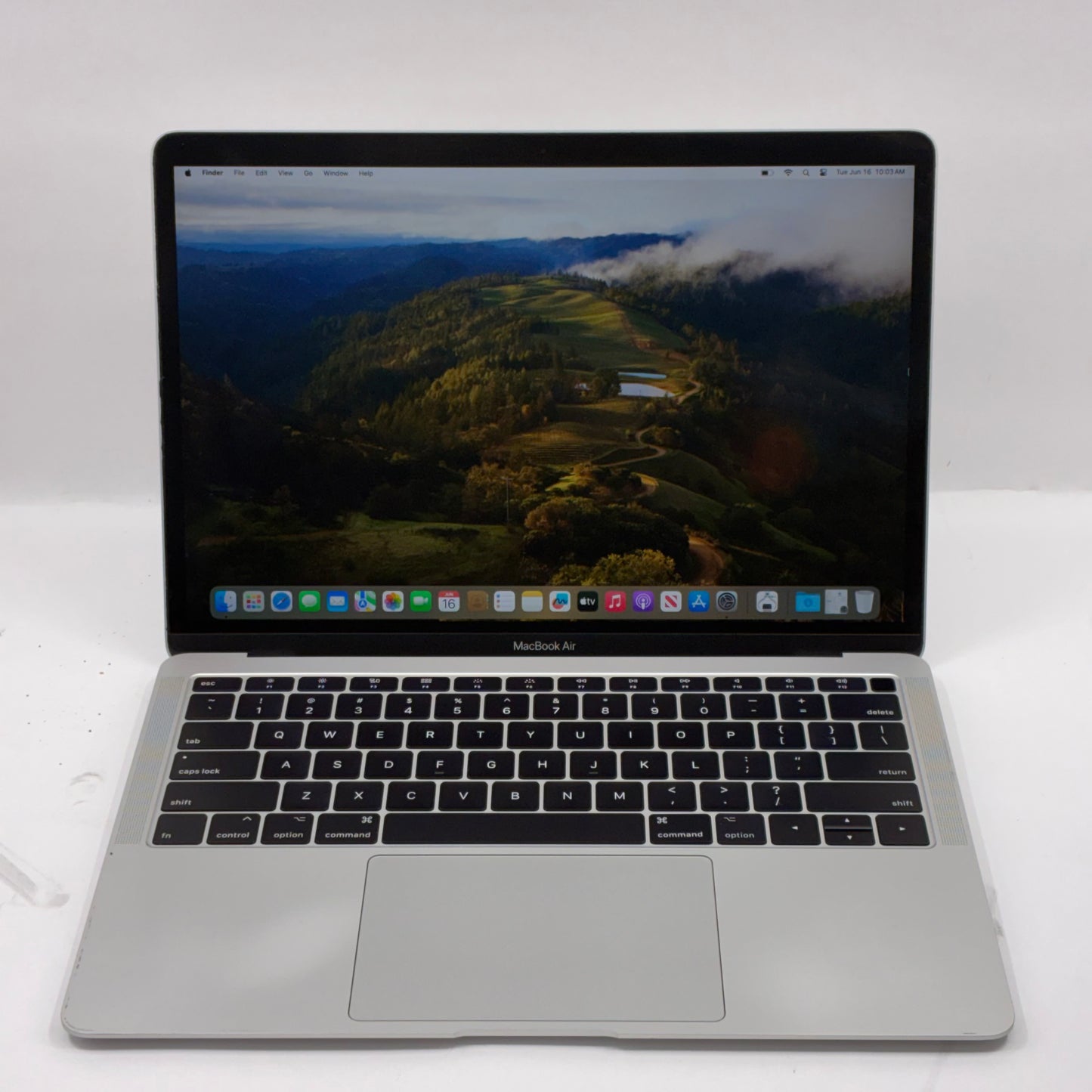 2018 Apple MacBook Air 13.3" i5 1.6GHz 16GB RAM 256GB SSD Silver A1932