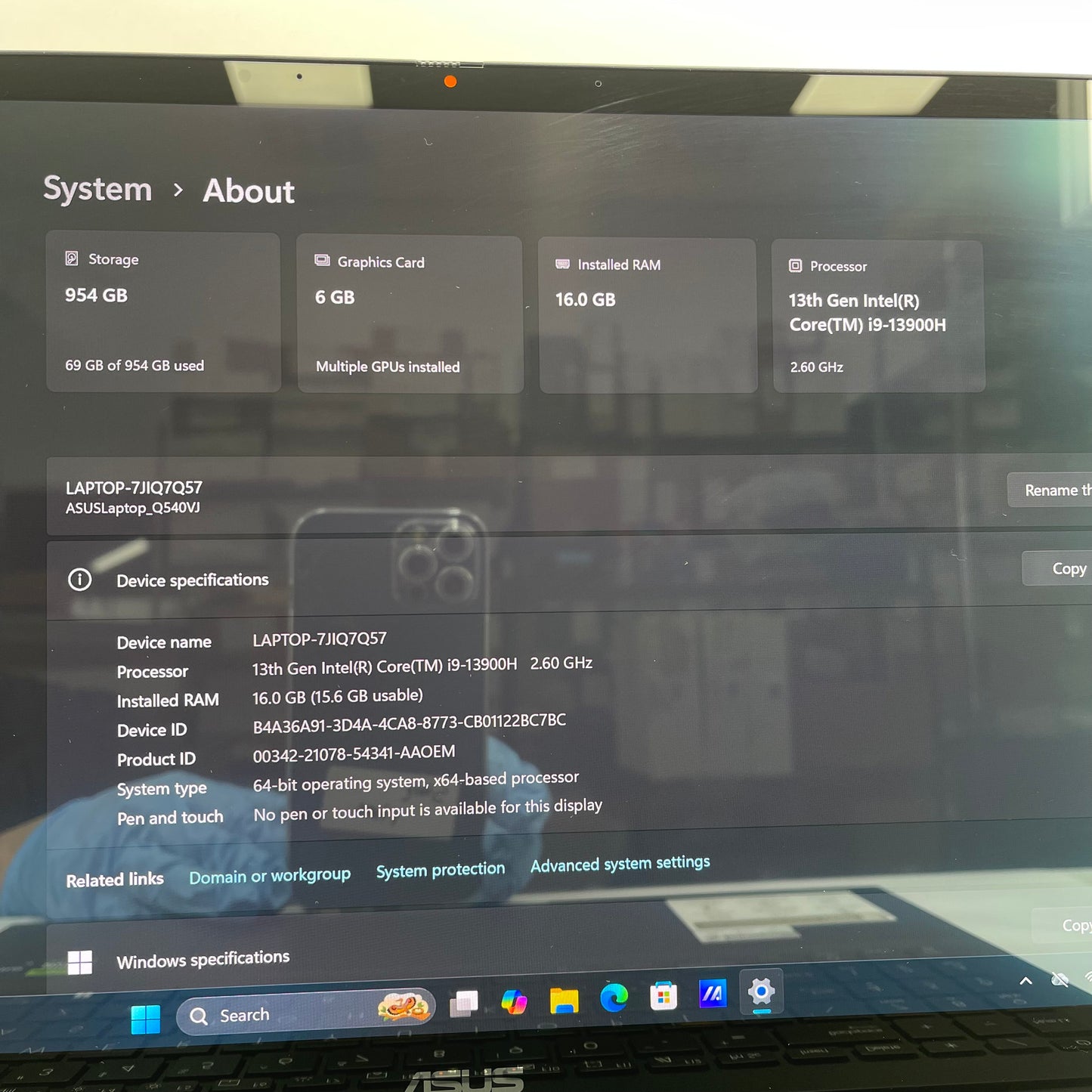 Asus Creator Laptop Q OLED Q540V 15.6" i9-13900H 16GB RAM 1TB SSD RTX 3050