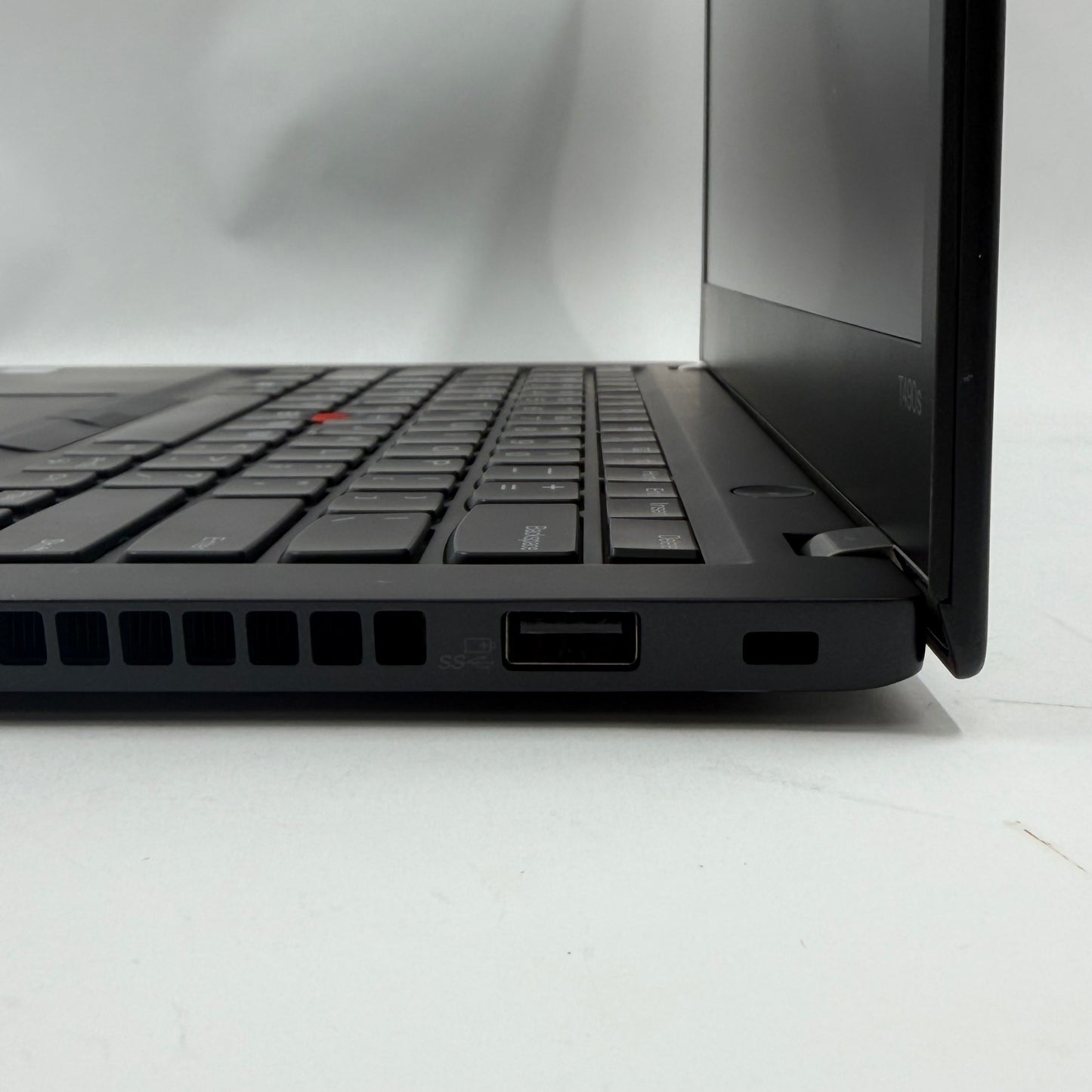 Lenovo ThinkPad T490s 20NX-0035US 14" i5-8365U 1.9GHz 8GB RAM 256GB SSD