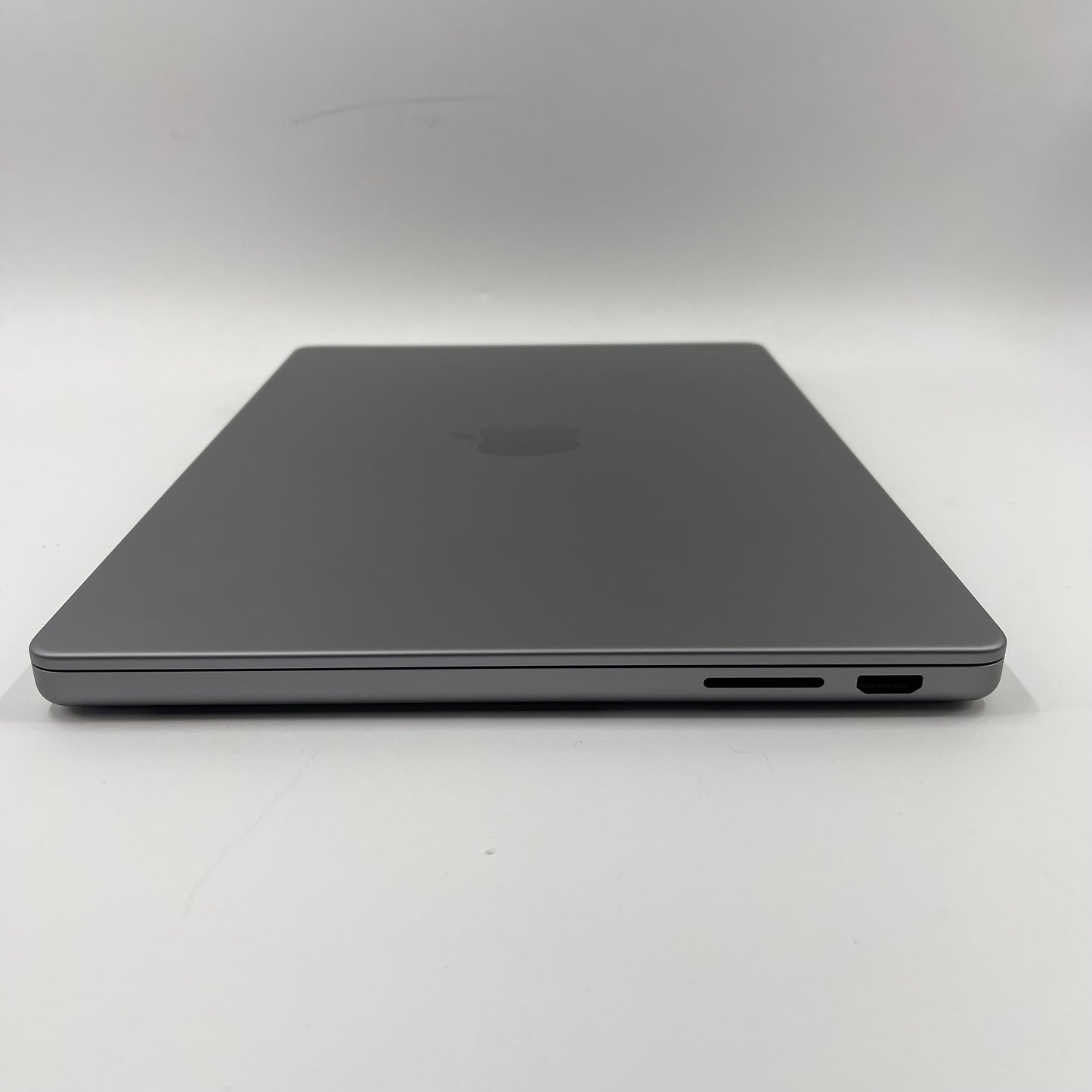 2023 Apple MacBook Pro 14" M3 10C GPU 4.0GHz 8GB RAM 512GB SSD A2918