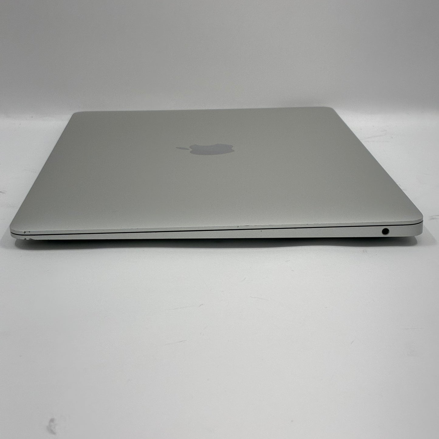 2018 Apple MacBook Air 13.3" i5 1.6GHz 16GB RAM 256GB SSD Silver A1932